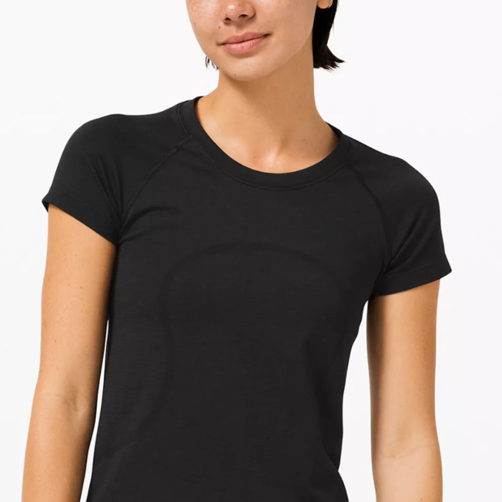 Swiftly Tech Short Sleeve Shirt Black Size 6